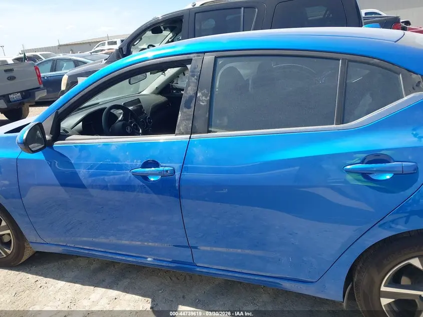 2025 NISSAN SENTRA SV
