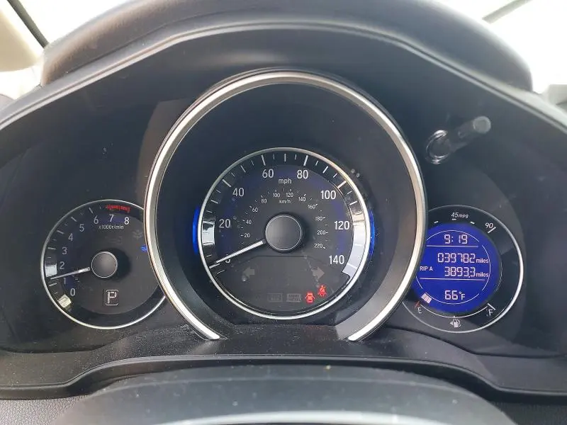 2016 HONDA FIT LX  