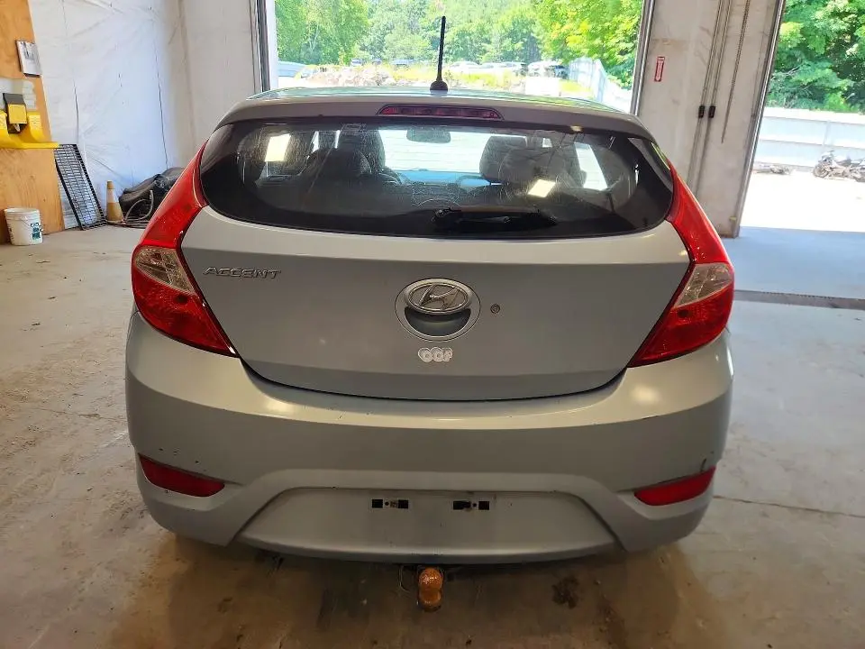 2013 HYUNDAI ACCENT GS  