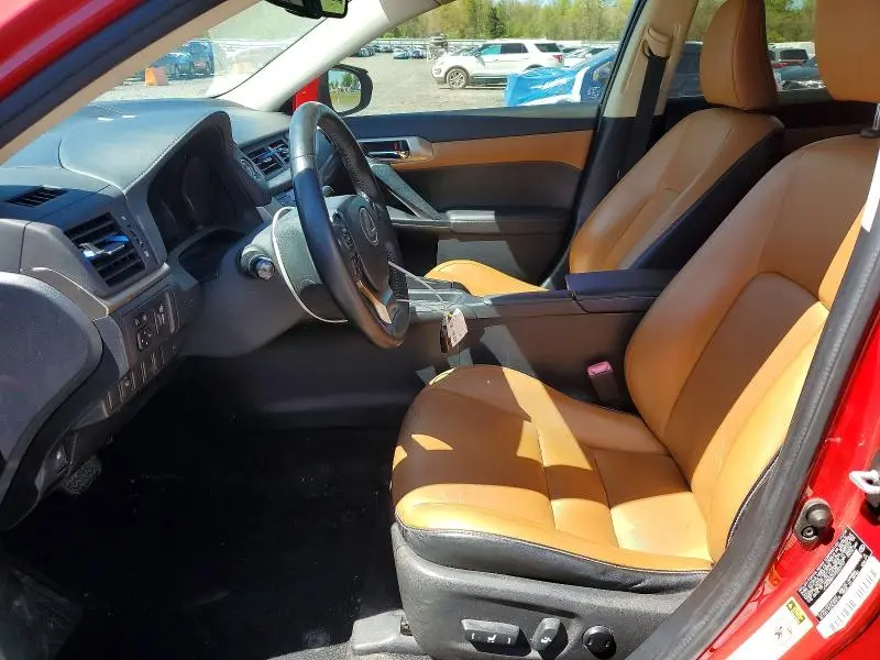 2015 LEXUS CT 200  