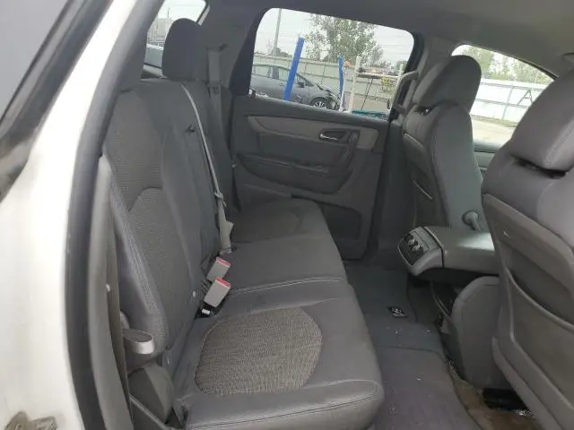 2014 CHEVROLET TRAVERSE LS  