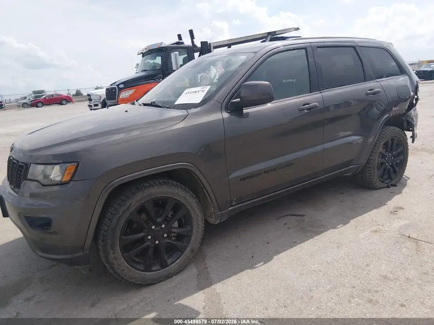 2017 JEEP GRAND CHEROKEE ALTITUDE 4X4