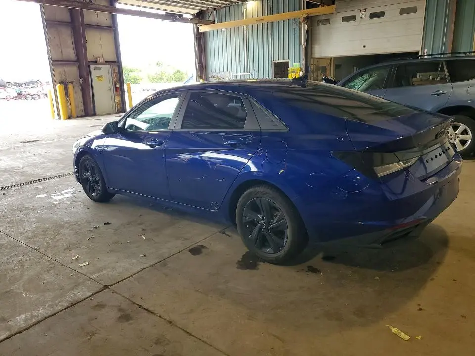 2021 HYUNDAI ELANTRA SEL  