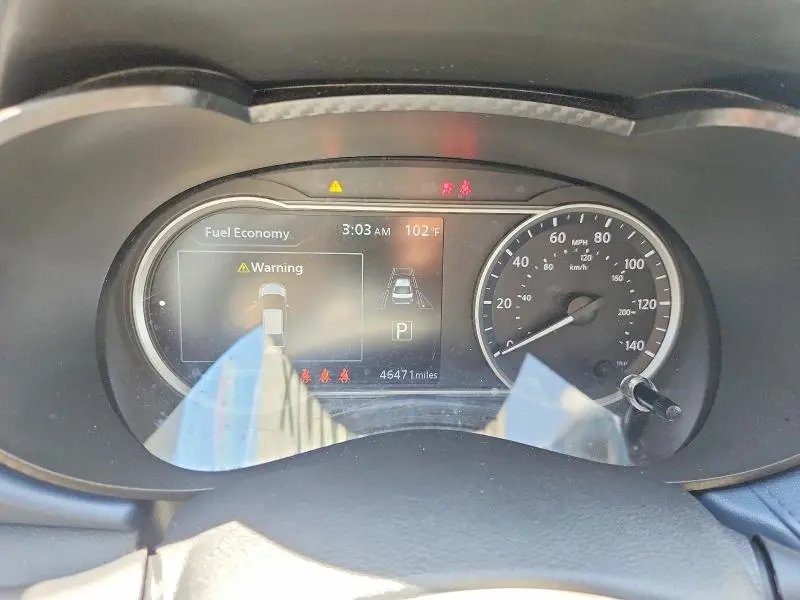 2024 NISSAN VERSA SV  