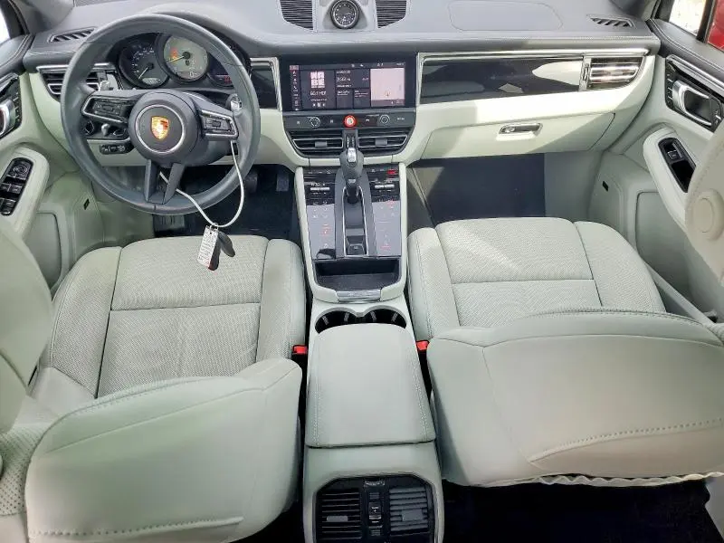 2022 PORSCHE MACAN S  