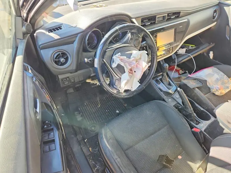 2018 TOYOTA COROLLA IM   