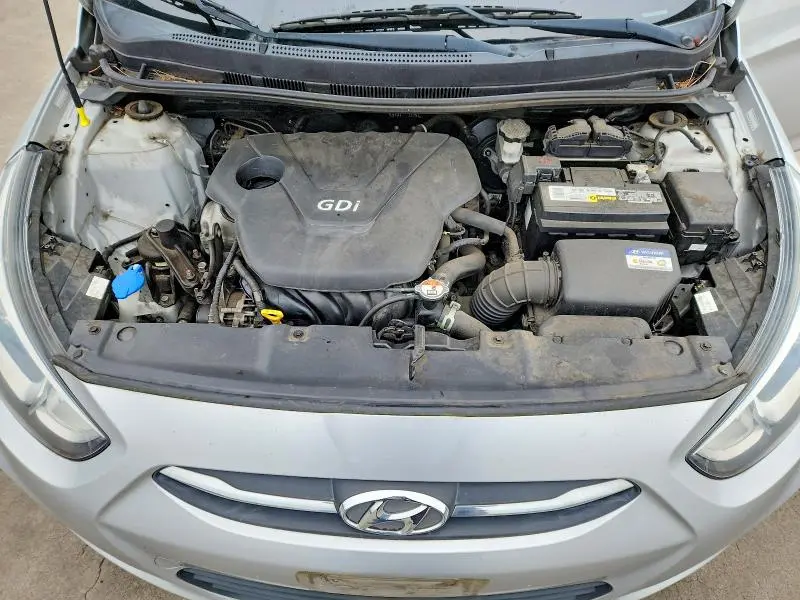 2015 HYUNDAI ACCENT GLS  