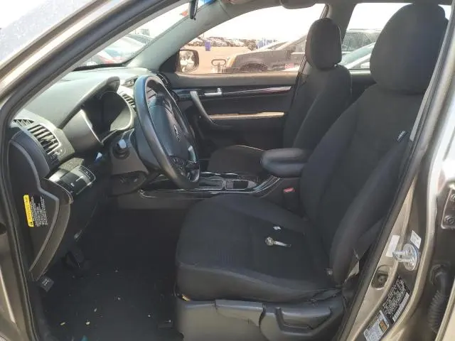 2014 KIA SORENTO LX  