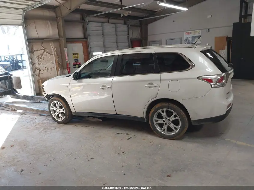 2014 MITSUBISHI OUTLANDER GT