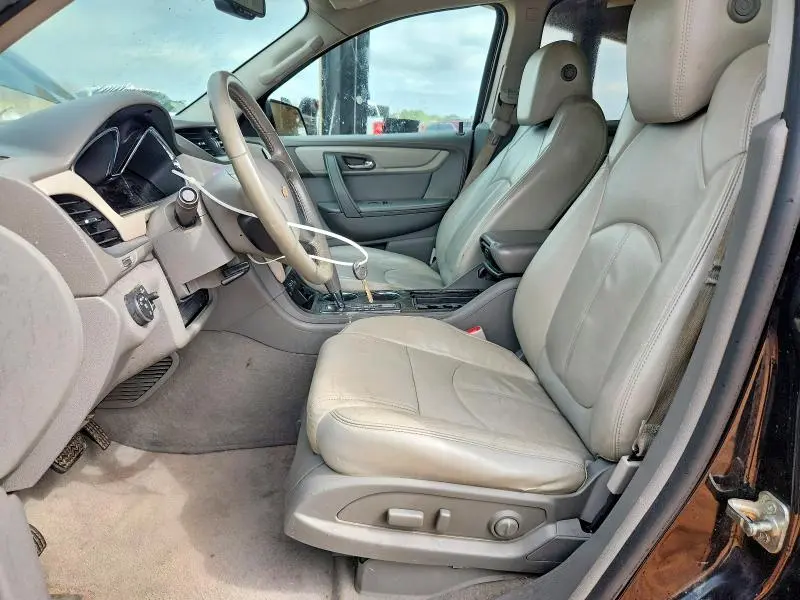 2014 CHEVROLET TRAVERSE LT  