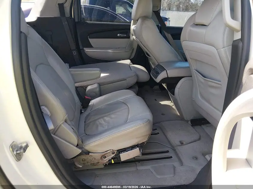 2010 GMC ACADIA SLT-1