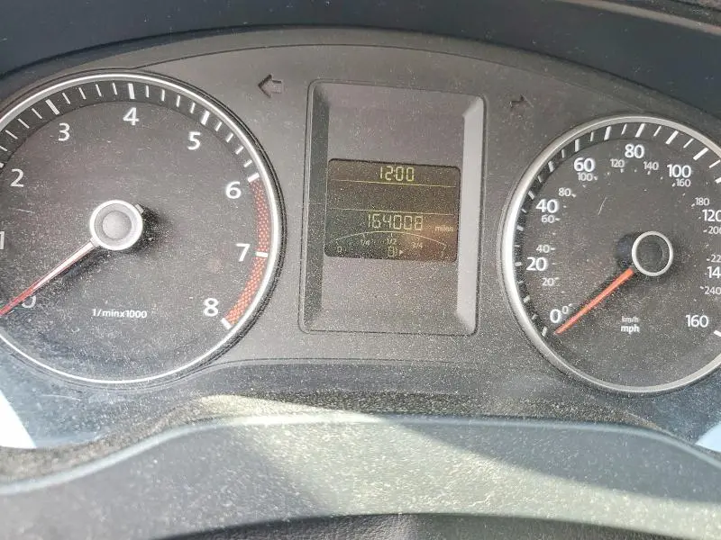 2012 VOLKSWAGEN JETTA SE  