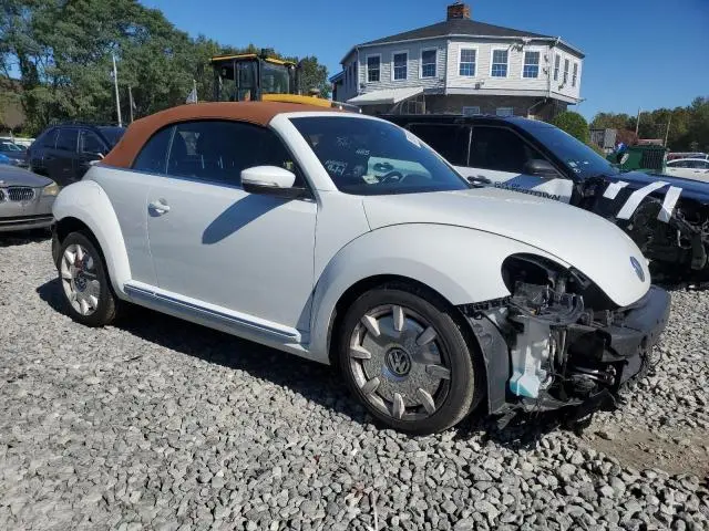 2019 VOLKSWAGEN BEETLE S
