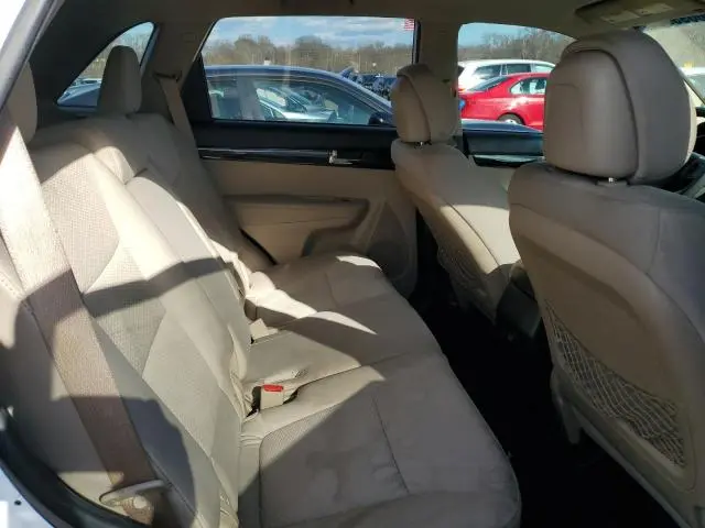 2011 KIA SORENTO BASE  
