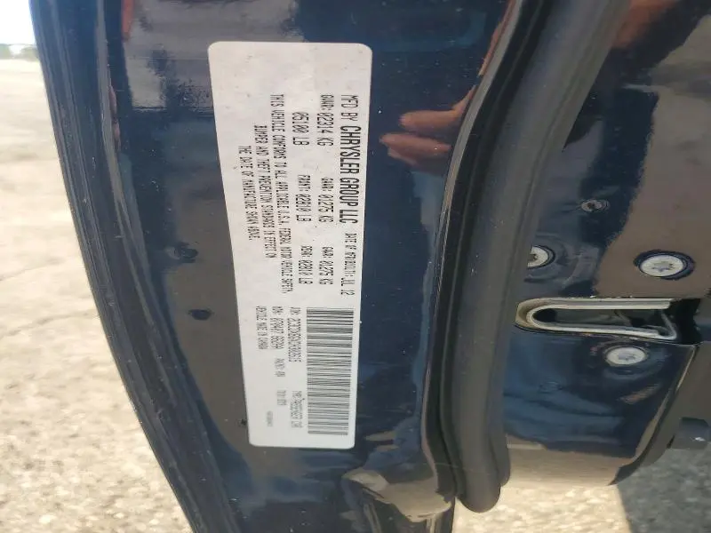 2012 DODGE CHARGER SE  