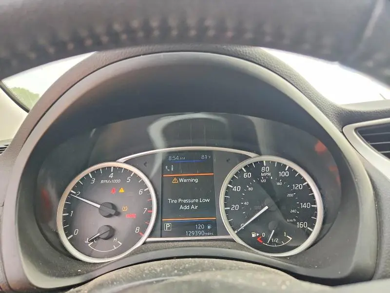 2019 NISSAN SENTRA SV  