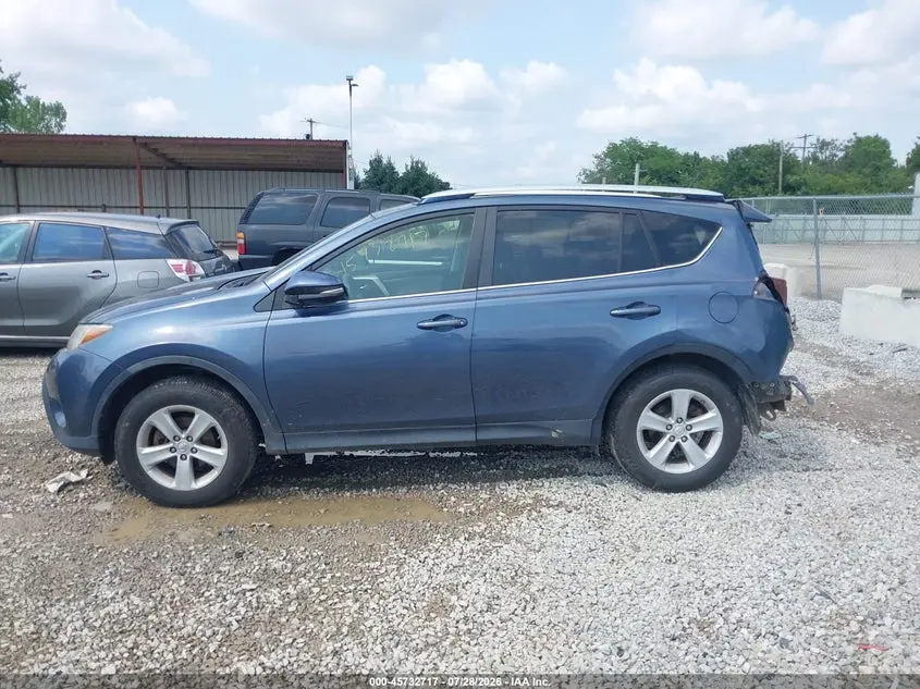 2014 TOYOTA RAV4 XLE