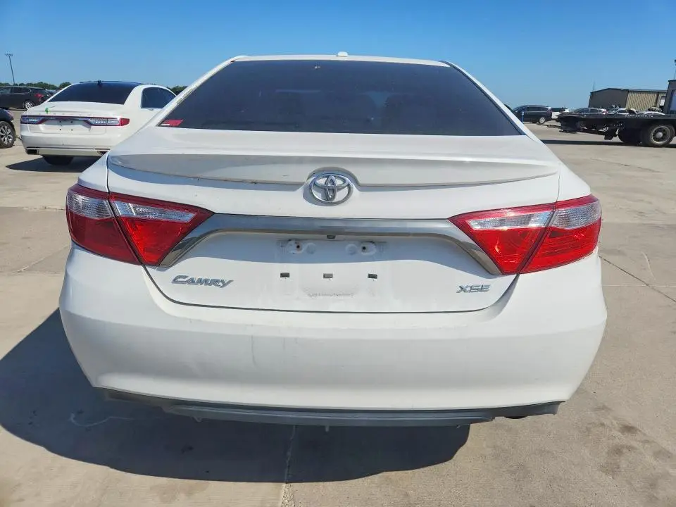 2015 TOYOTA CAMRY XSE  