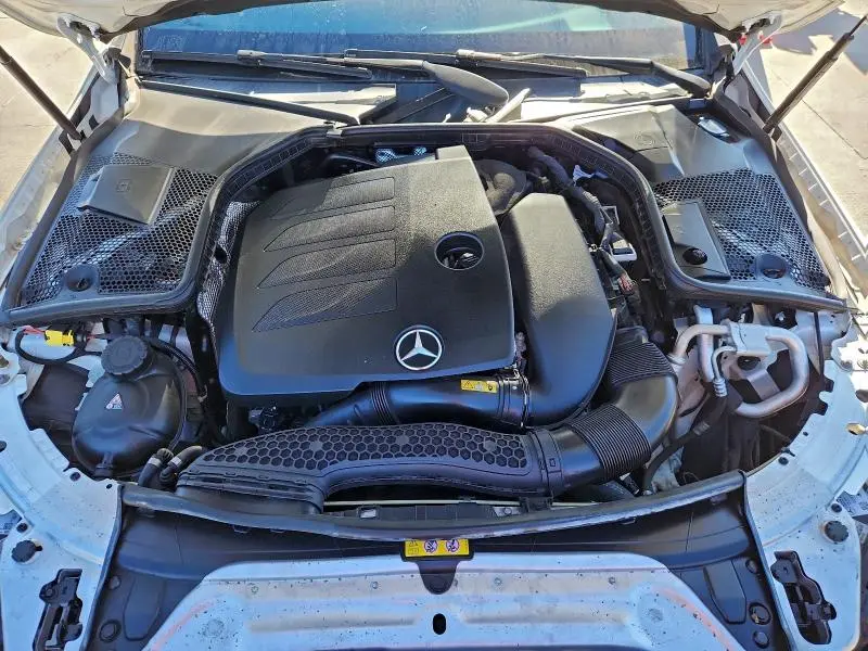 2019 MERCEDES-BENZ C 300  