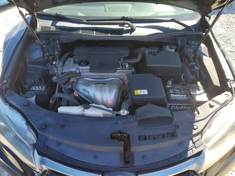 2017 TOYOTA CAMRY SE  