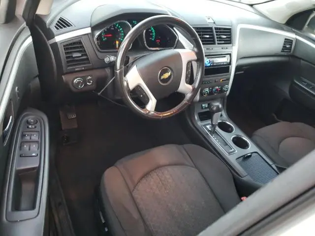 2011 CHEVROLET TRAVERSE LT  