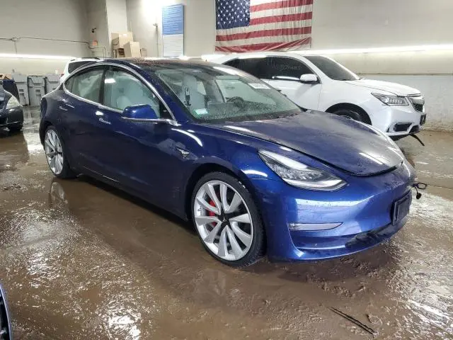 2018 TESLA MODEL 3 