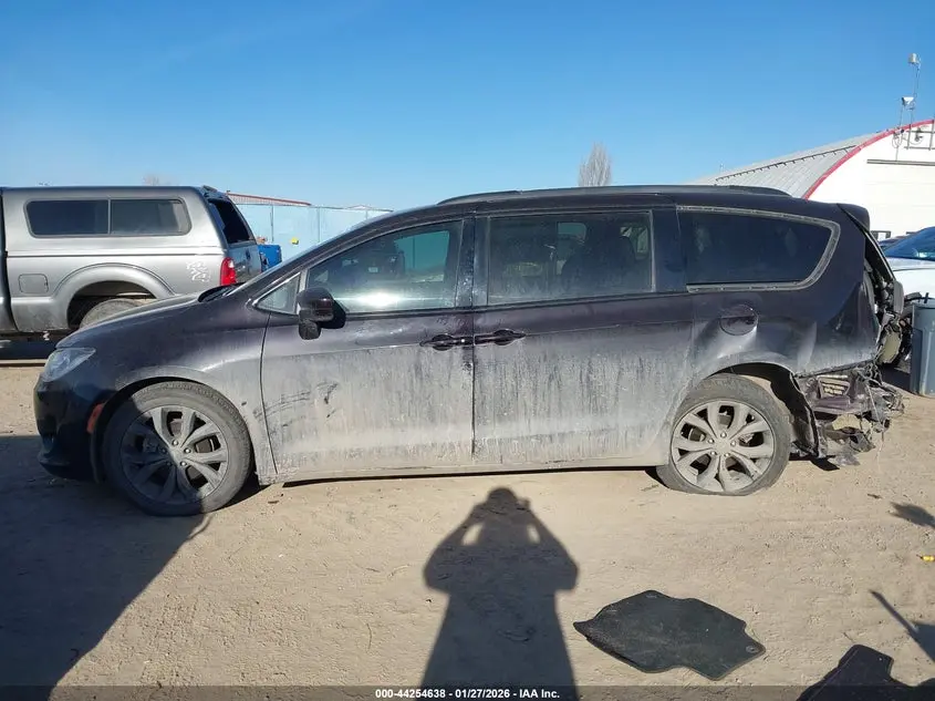 2018 CHRYSLER PACIFICA TOURING L PLUS