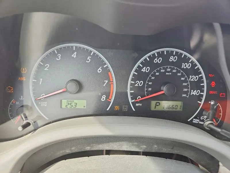 2010 TOYOTA COROLLA LE  