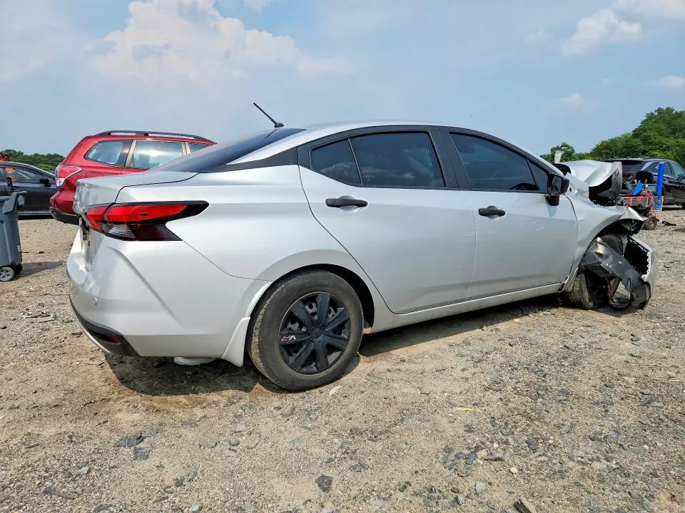 2021 NISSAN VERSA S  