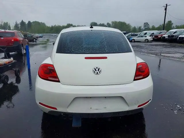 2013 VOLKSWAGEN BEETLE   