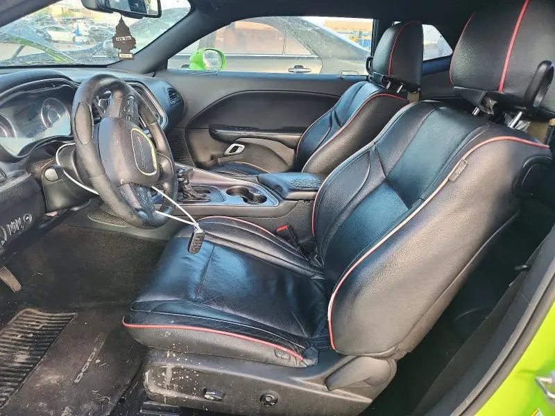 2015 DODGE CHALLENGER SXT  