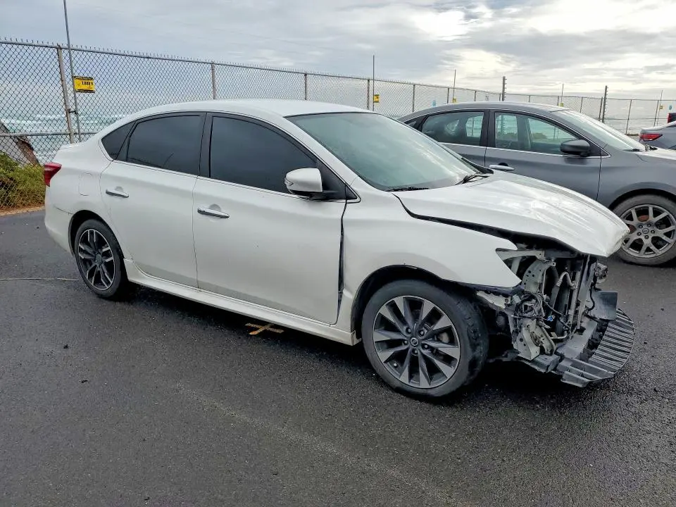 2016 NISSAN SENTRA SR  