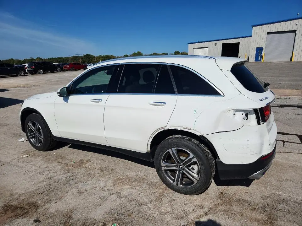 2019 MERCEDES-BENZ GLC 300  