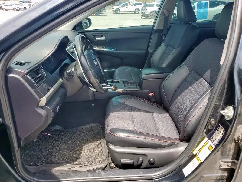 2015 TOYOTA CAMRY LE  