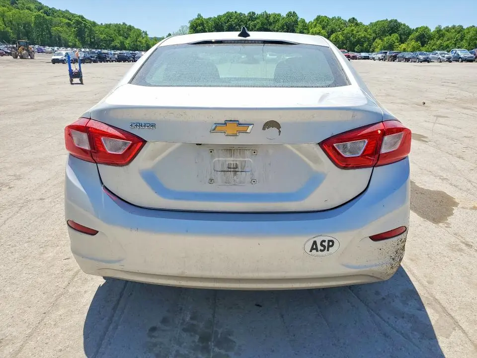 2016 CHEVROLET CRUZE LS  