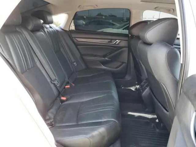2021 HONDA ACCORD TOURING  