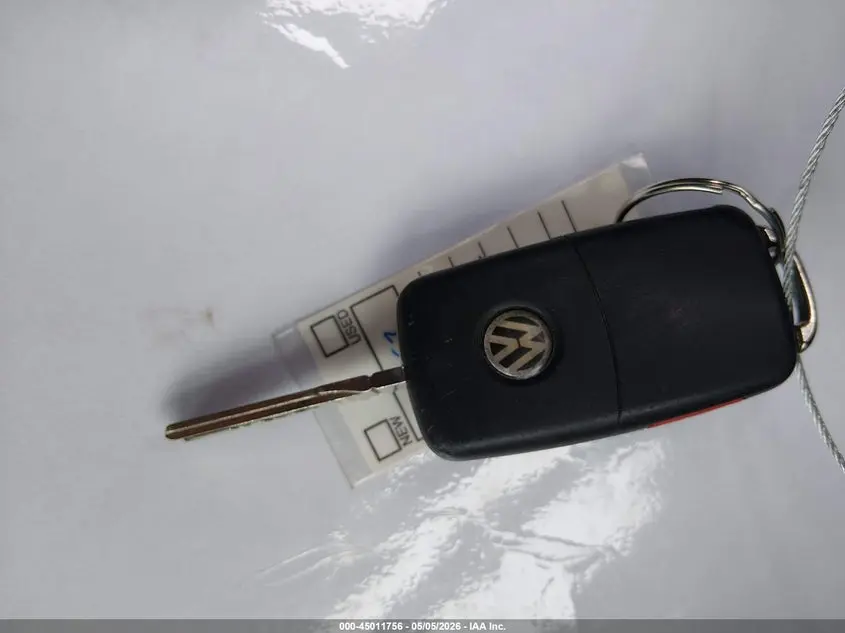 2013 VOLKSWAGEN JETTA 2.0L TDI