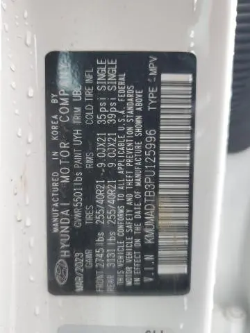 2023 GENESIS GV70 BASE  