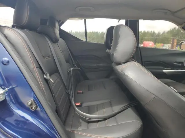 2019 NISSAN KICKS S  