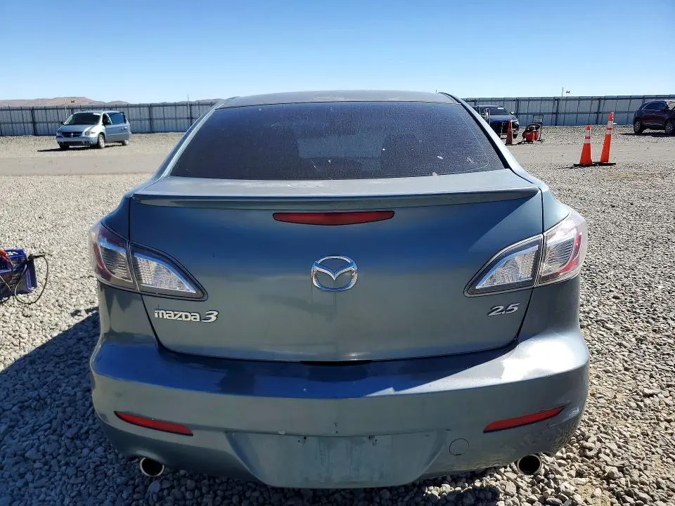 2010 MAZDA 3 S  
