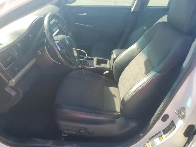 2016 TOYOTA CAMRY LE  