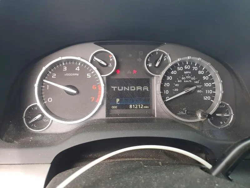 2014 TOYOTA TUNDRA SR5  