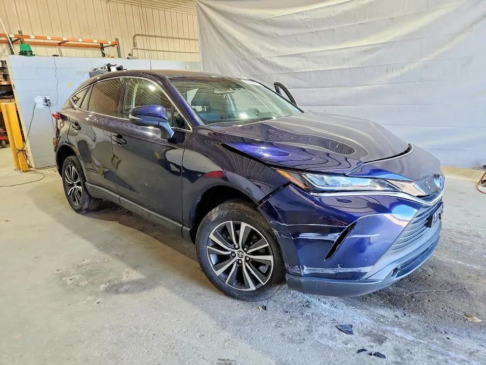 2022 TOYOTA VENZA LE  