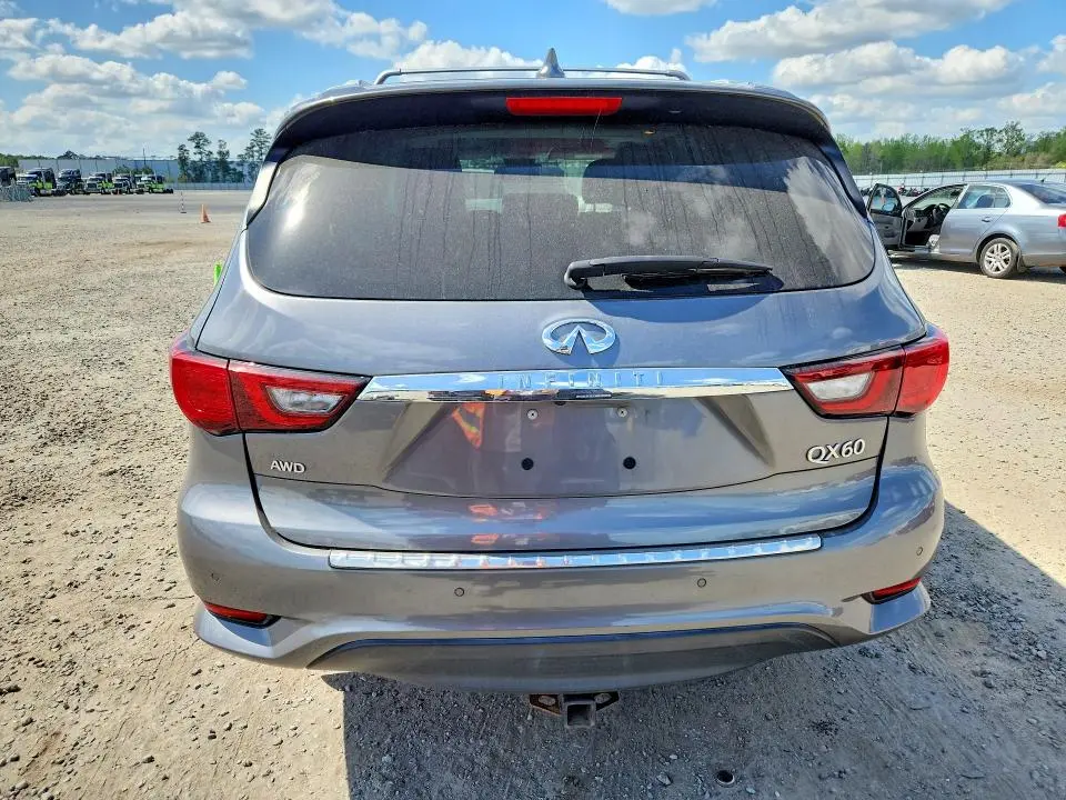 2019 INFINITI QX60 LUXE  