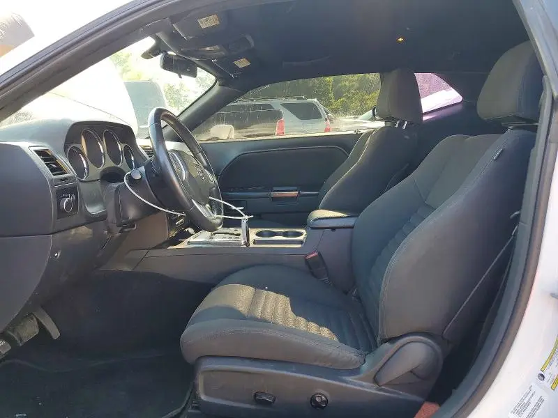2014 DODGE CHALLENGER SXT  
