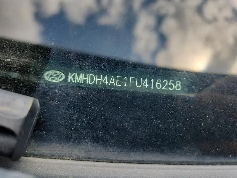 2015 HYUNDAI ELANTRA LIMITED  