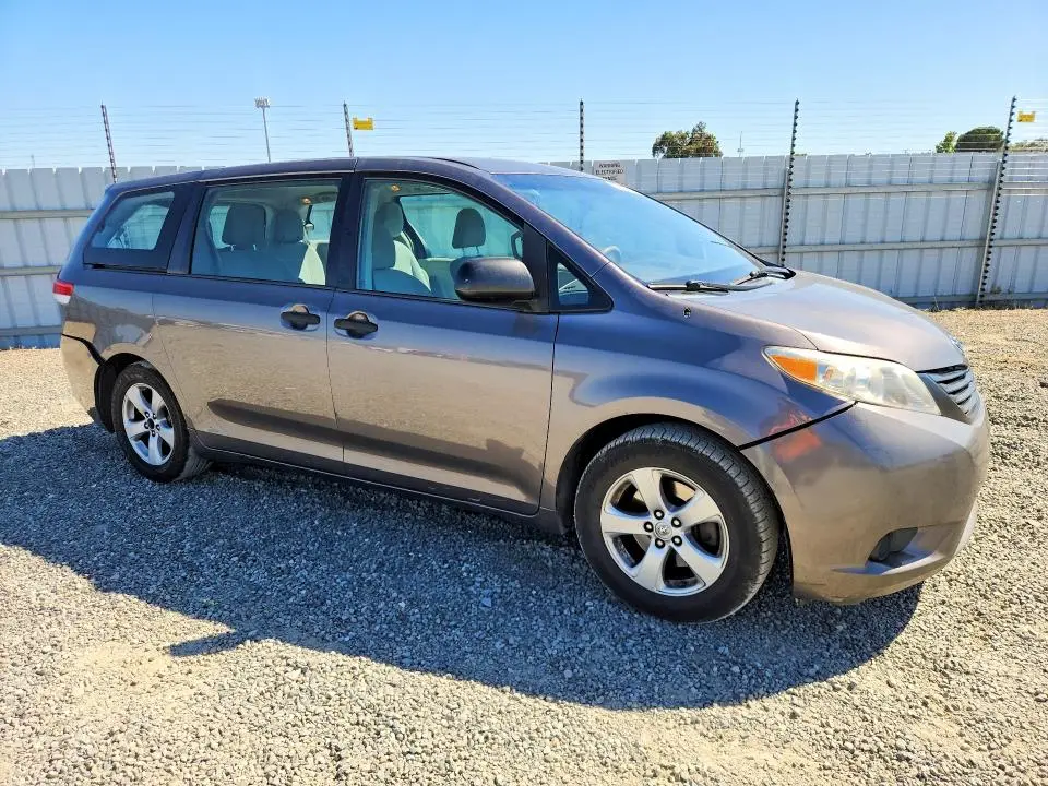 2013 TOYOTA SIENNA L 7-PASSENGER  