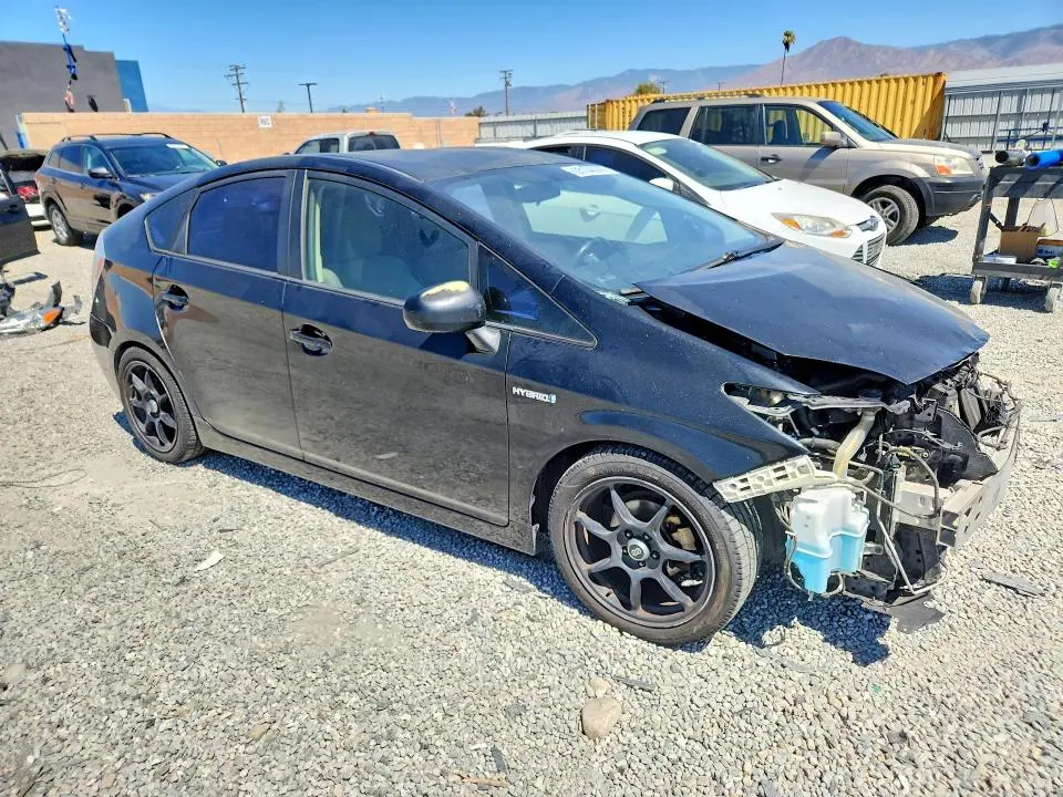 2014 TOYOTA PRIUS TWO  