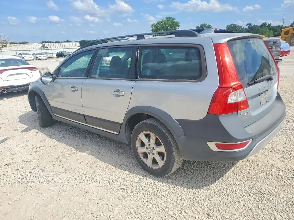 2011 VOLVO XC70 3.2  