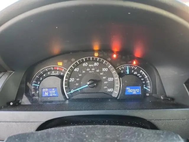 2015 TOYOTA CAMRY LE  